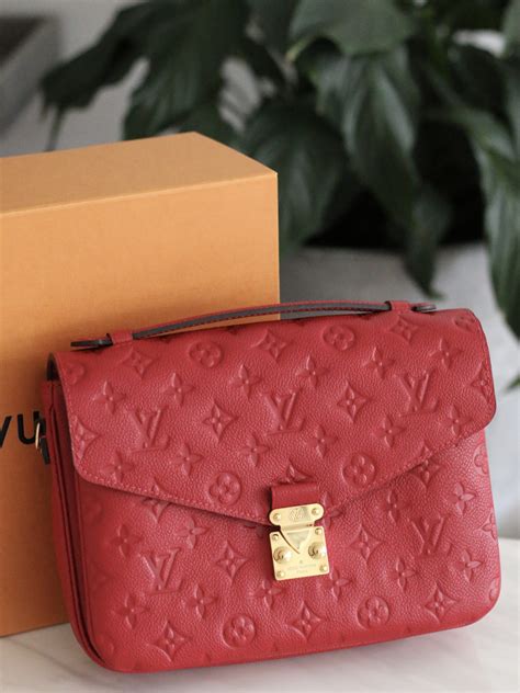 lv pochette metis online|pochette metis empreinte.